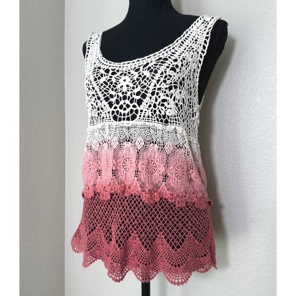 American Eagle Crochet Tank Top  Medium Cream Pink Ombre Boho Festival Summer